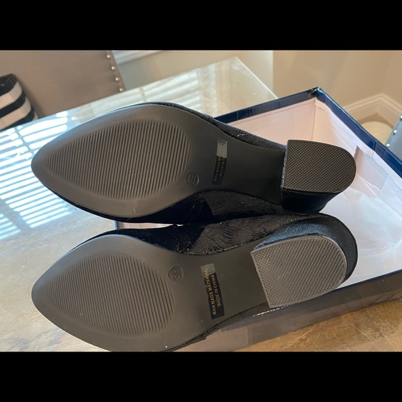 Black velour Booties - Picture 4 of 5